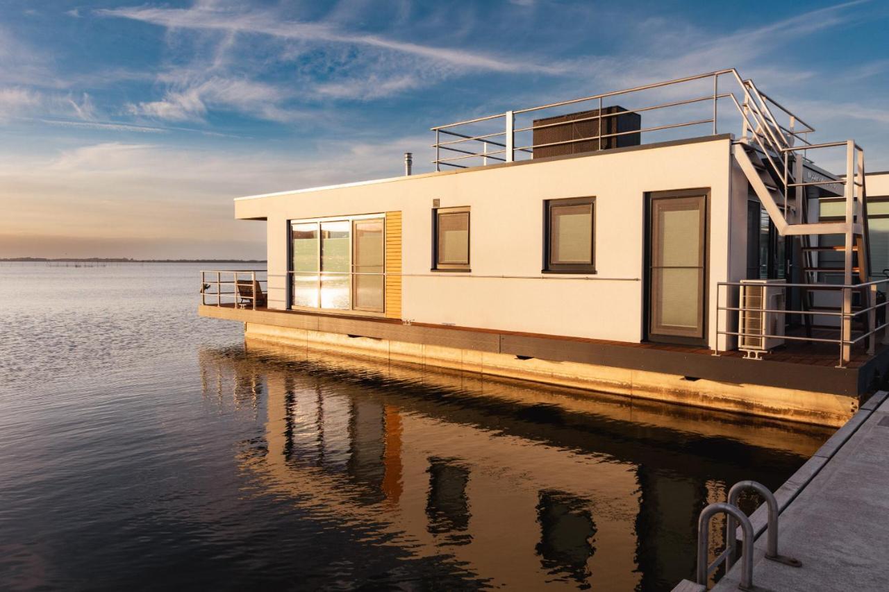 Hausboot Kuestennebel Ribnitz-Damgarten Dış mekan fotoğraf