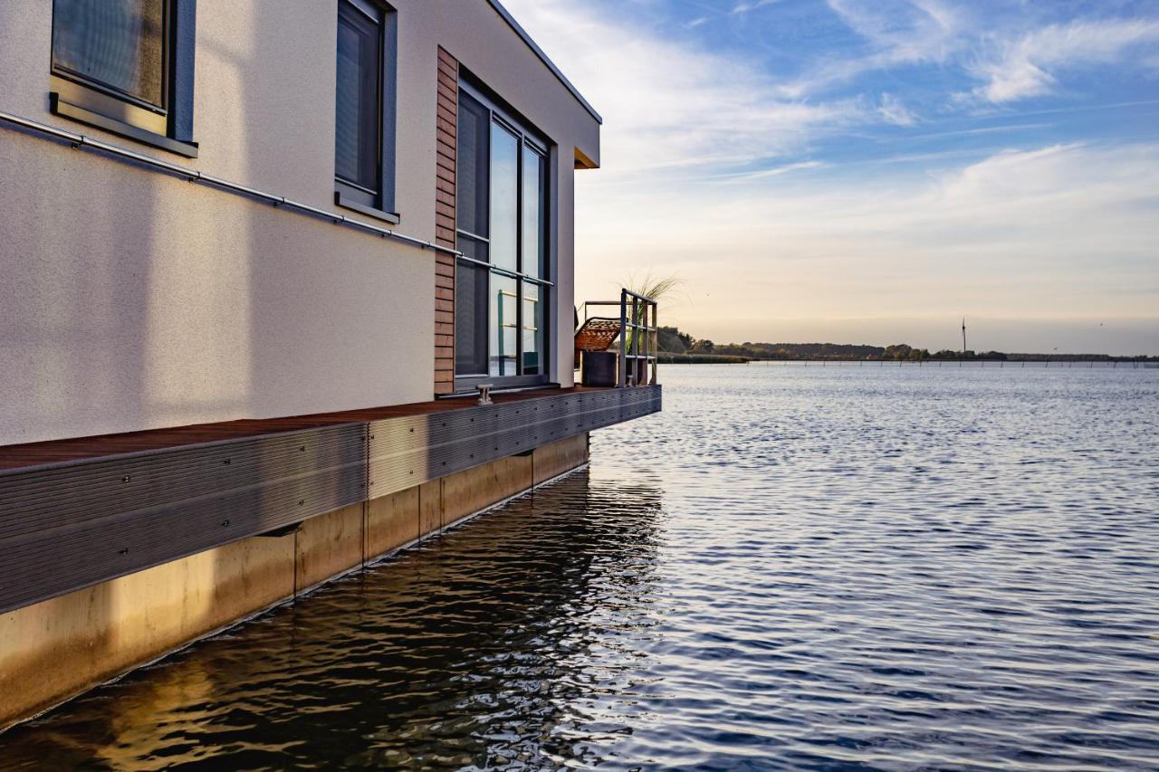 Hausboot Kuestennebel Ribnitz-Damgarten Dış mekan fotoğraf